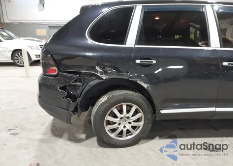 2005 Porsche Cayenne z USA, uszkodzony, nr VIN WP1AA29PX5LA24100